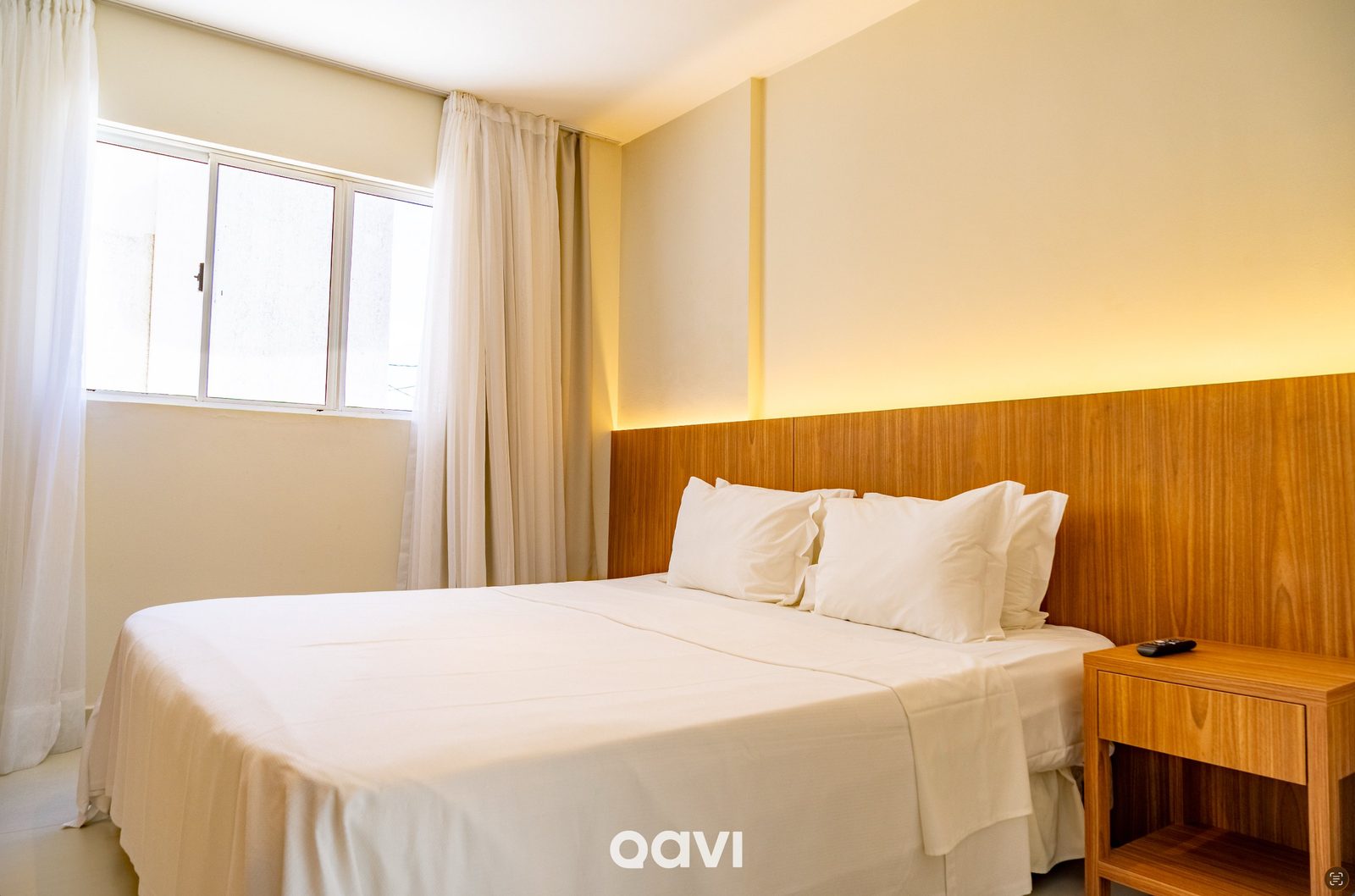Quarto Smart: cama com luz natural